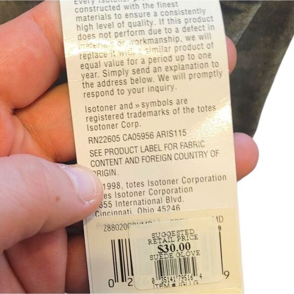 Isotoner Women's Grey Suede Winter Gloves Size M NWT - Picture 7 of 7